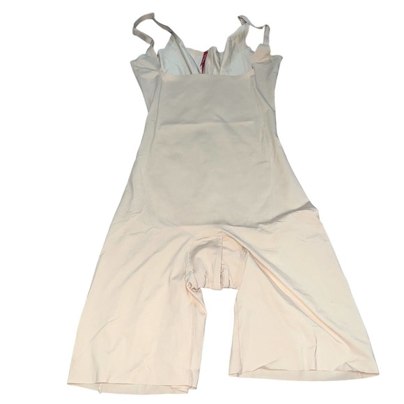 Spanx Body Suit Thinstincts Nude Full Body Shapewear - Picture 4 of 5